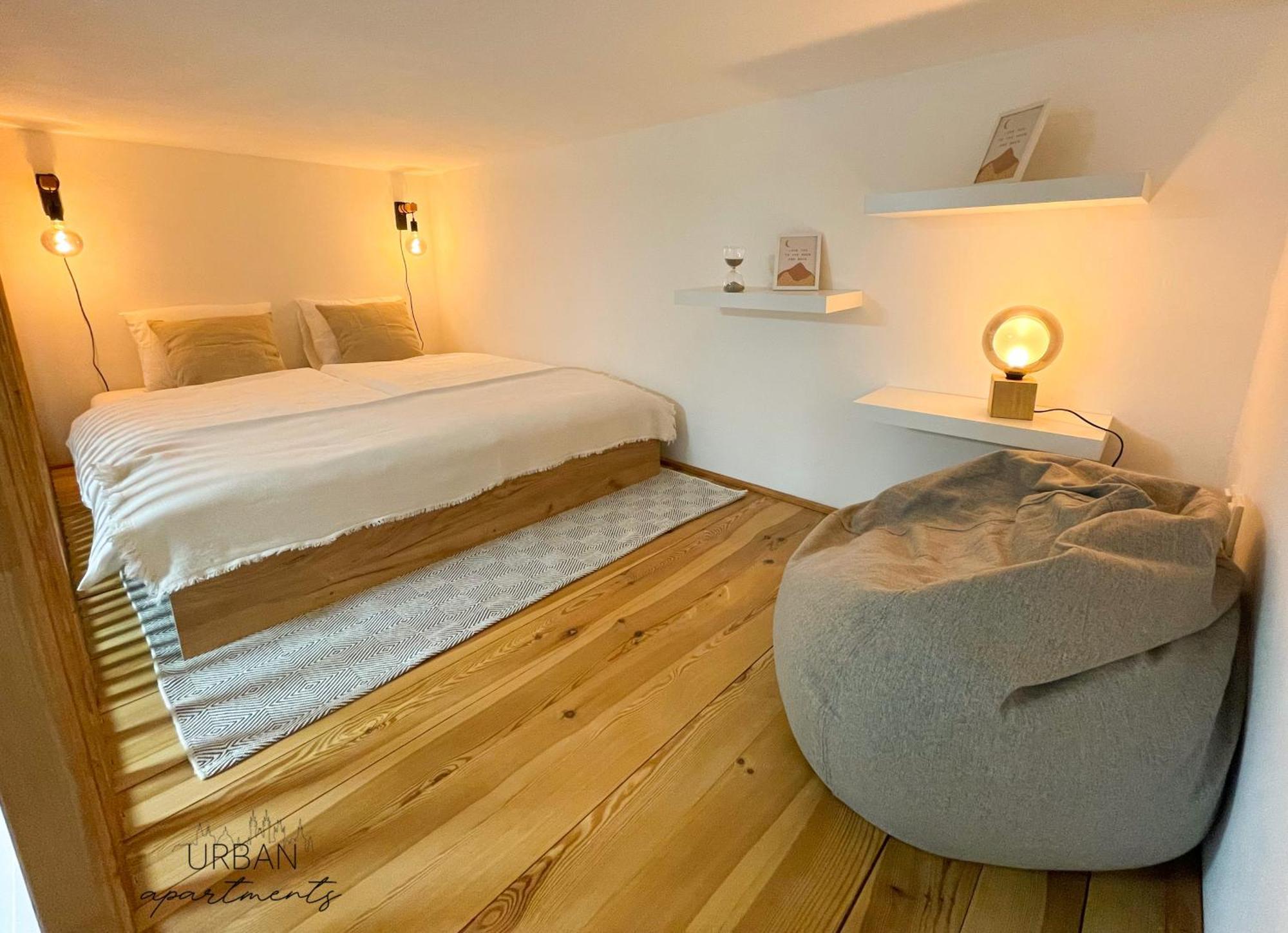 Loft Maniny By Urban Apartments Prag Dış mekan fotoğraf